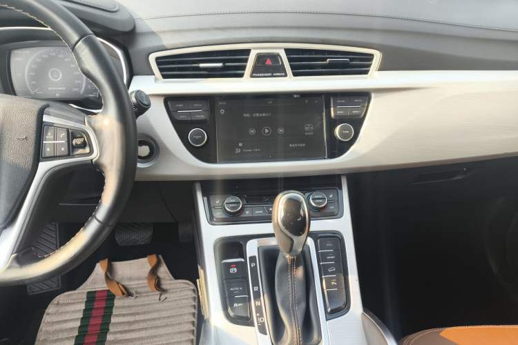 Used Geely Auto Emgrand X7 Sport 2016 1.8TD Automatic ZhiZun Version