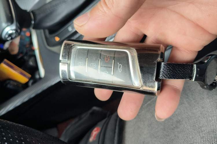 Used GAC Trumpchi GS4 2022 270T Automatic Smart Drive Navigation Edition Vehicle Key