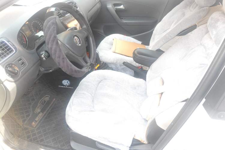 Used Volkswagen Polo 2014 1.6L Automatic Comfort Edition Left Front Seat