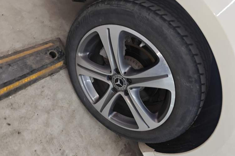 Used Mercedes-Benz E-Class 2019 E 260 L Sport Edition
