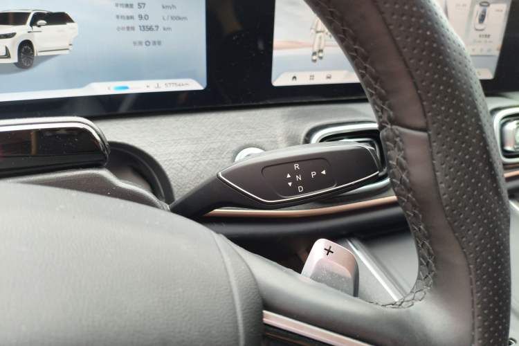 Used Chery Tiggo 9 2023 2.0T Dual-Clutch Two-Wheel Drive Prestige Version 5 Seats