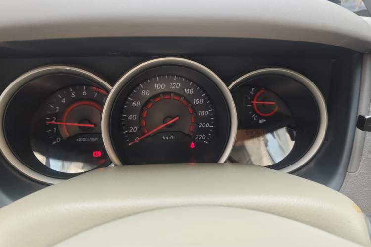 Used Nissan Sylphy 2016 Classic 1.6XE Manual Leading Edition Instrument Cluster