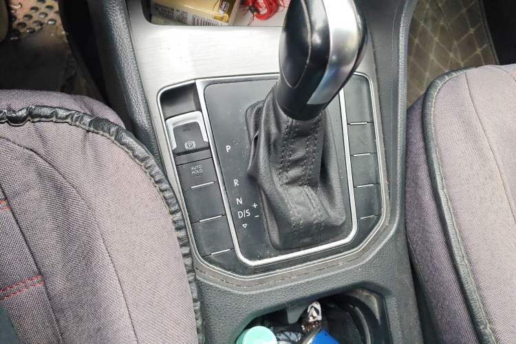 Used Volkswagen Golf Sportsvan 2016 1.6L Automatic Comfort Model
