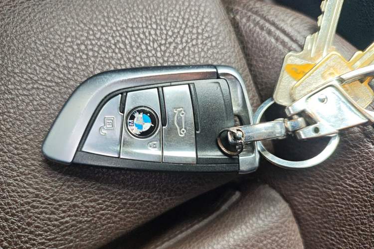 Used BMW 3 Series 2019 320Li Fashion Model Vehicle Key