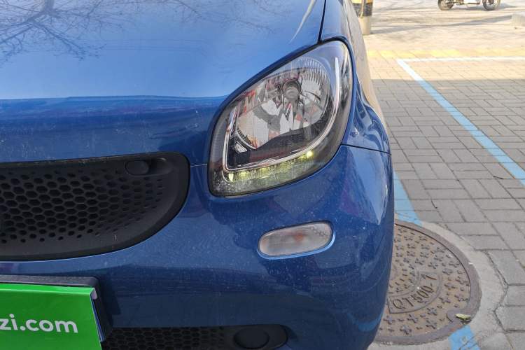 Used smart fortwo 2018 1.0L 52kW Hardtop Dynamic Version China V