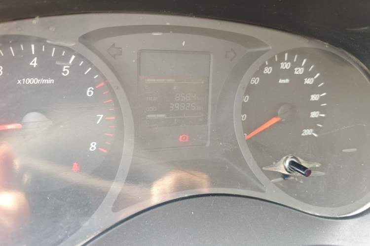Used Wuling Hongguang PLUS 2019 1.5T Manual Standard Edition 5 Seats
