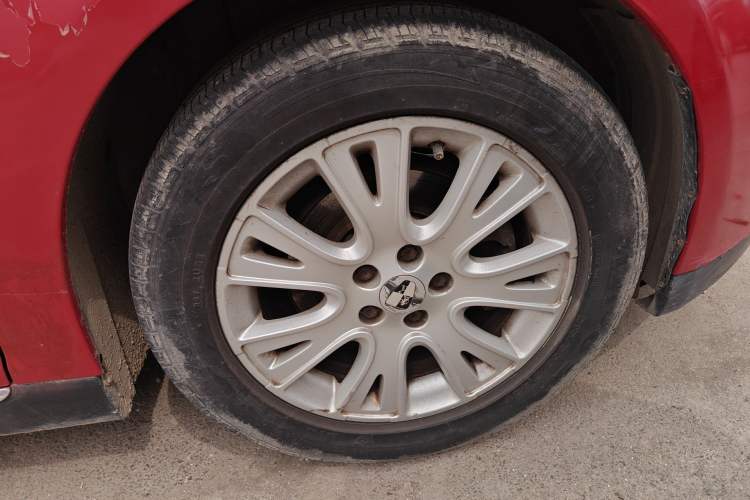 Used Roewe 550 2010 550 1.8L Automatic Expo Style Edition
