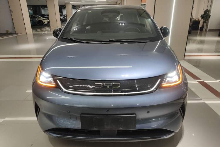 Used BYD Dolphin 2025 Intelligent Driving Version 410 km Fashion Edition