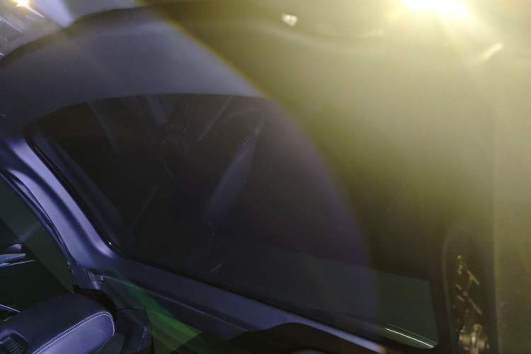 Used Mercedes-Benz SLK-Class 2011 SLK 200 Fashion Model