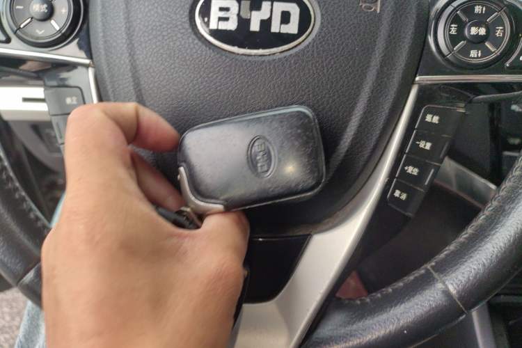 Used BYD S7 2016 2.0T Automatic Prestige Plus
