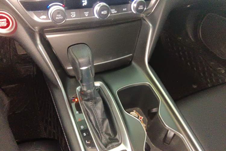 Used Honda Accord 2022 260TURBO Luxury Edition Gear Lever