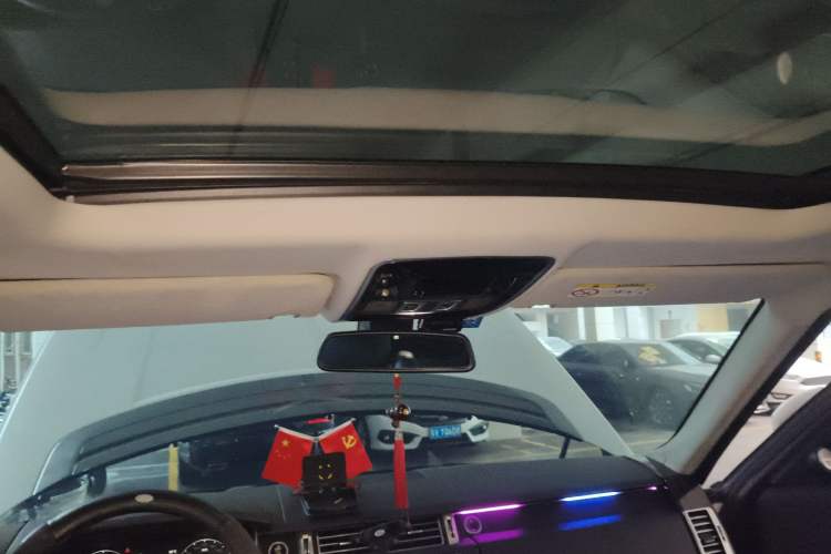 Used Land Rover Range 2015 3.0 TDV6 Vogue Headliner