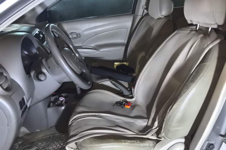 Used Nissan Sunny 2011 1.5XE CVT Comfort Edition Left Front Seat