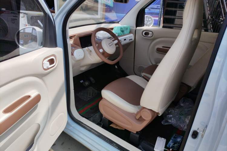 Used Bestune Pony 2025 222km Range Agile Horse Driver Seat