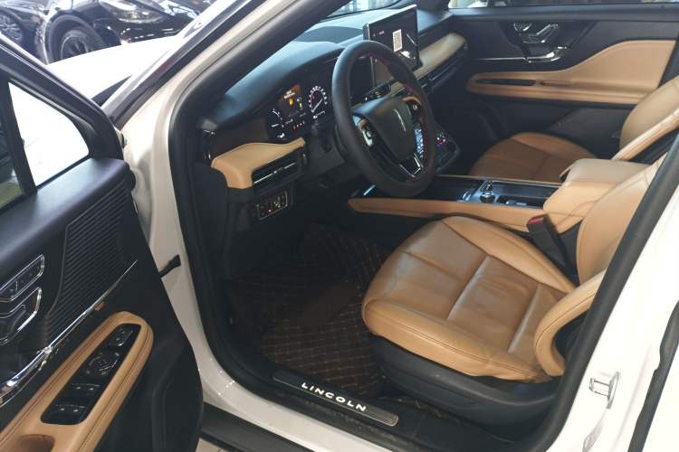 Used Lincoln Corsair 2021 2.0T Two-Wheel-Drive Luxury Edition