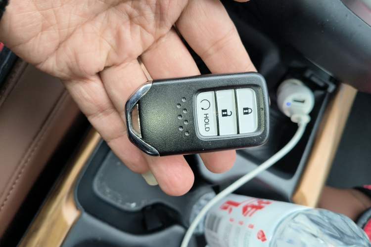 Used Honda CR-V 2017 Hybrid 2.0L Pure Drive Edition