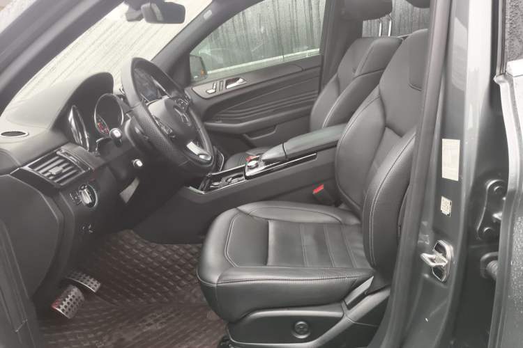 Used Mercedes-Benz GLE Coupe 2018 GLE 320 4MATIC Coupe SUV
