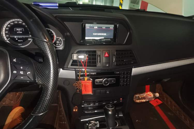 Used Mercedes-Benz E-Class 2012 E 200 CGI Coupe Audio And AC Panel