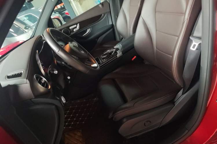 Used Mercedes-Benz GLC 2018 GLC 260 4MATIC Dynamic Edition
