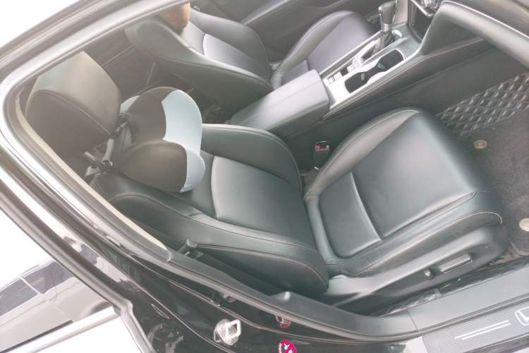 Used Honda Accord 2022 260TURBO Phantom Night · Prestige Edition Right Front Seat