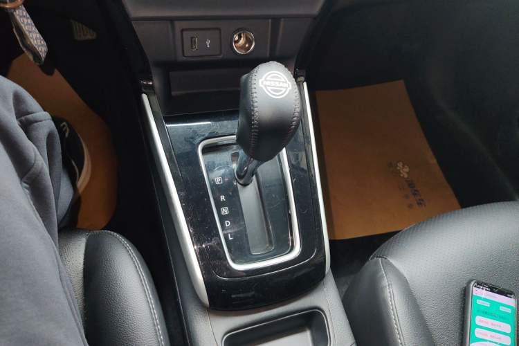 Used Nissan Sylphy 2022 Classic 1.6XL CVT Luxury Edition Gear Lever
