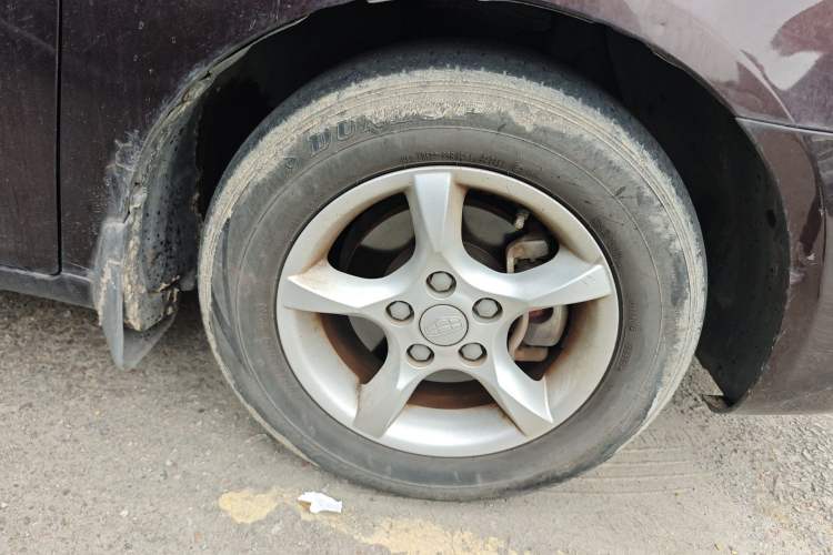 Used Geely Auto Emgrand 2014 Sedan 1.5L Manual Fashion Edition Right Front Wheel Hub