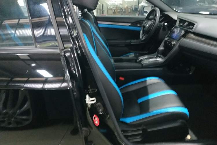 Used Honda Civic 2021 HATCHBACK 220TURBO CVT Trendy Cool Edition