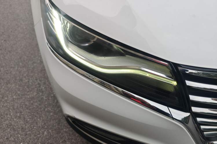 Used Roewe RX5 2018 30T Two-Wheel Drive Automatic Internet Smart Edition