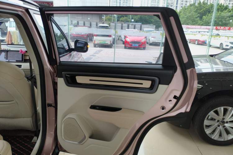 Used Geely Auto icon 2023 1.5TD Chocolate Smoothie Edition
