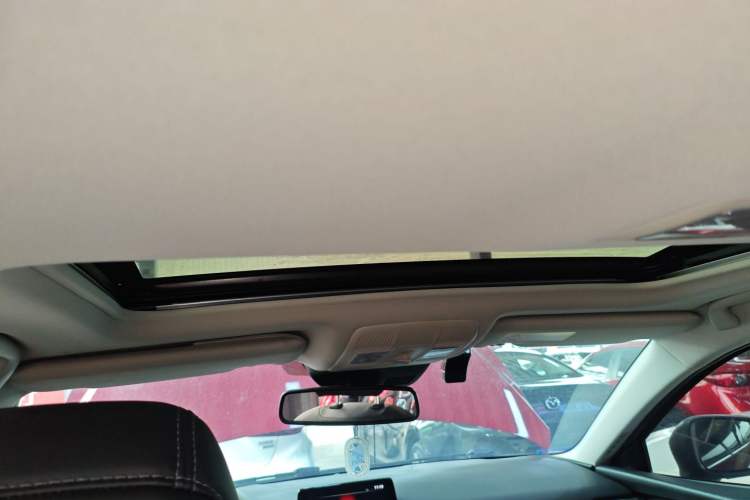 Used Mazda Atenza 2021 2.0L Blue Sky Luxury Edition Headliner