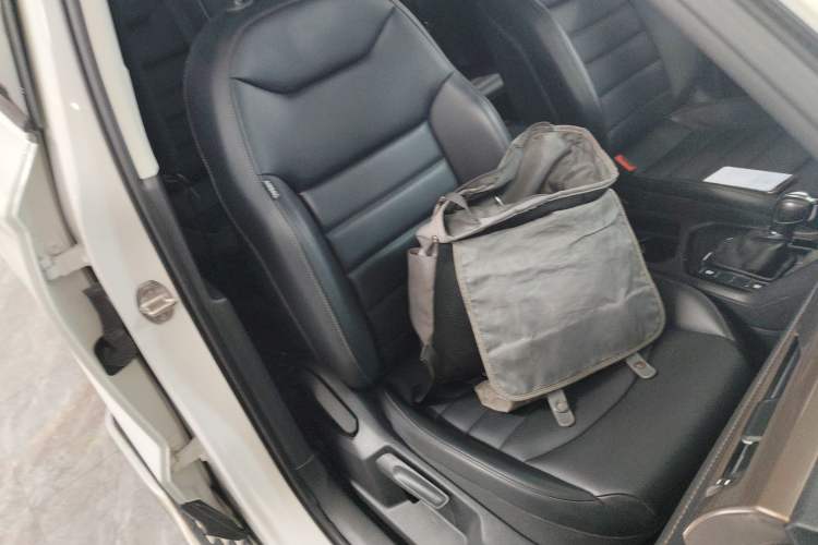 Used Volkswagen Tharu 2021 280TSI Two-Wheel Drive Comfort Edition