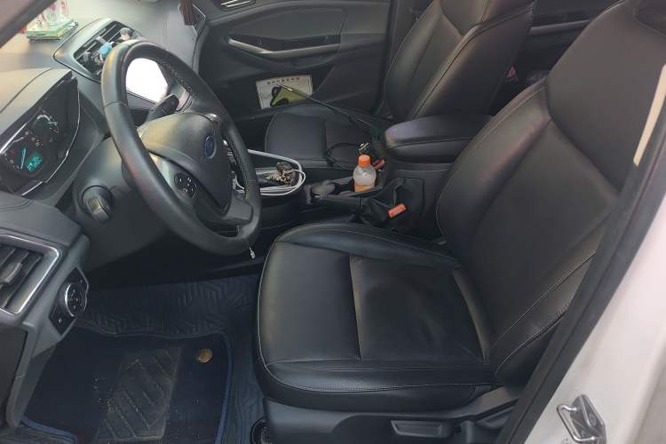 Used Ford Escort 2017 Happiness Edition 1.5L Automatic Fashion Version Left Front Seat