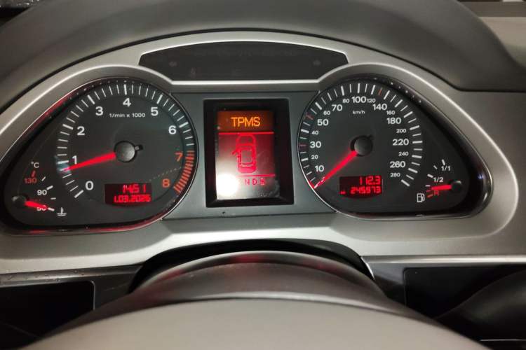 Used Audi A6L 2006 3.2 FSI Technology Leading Edition Instrument Cluster