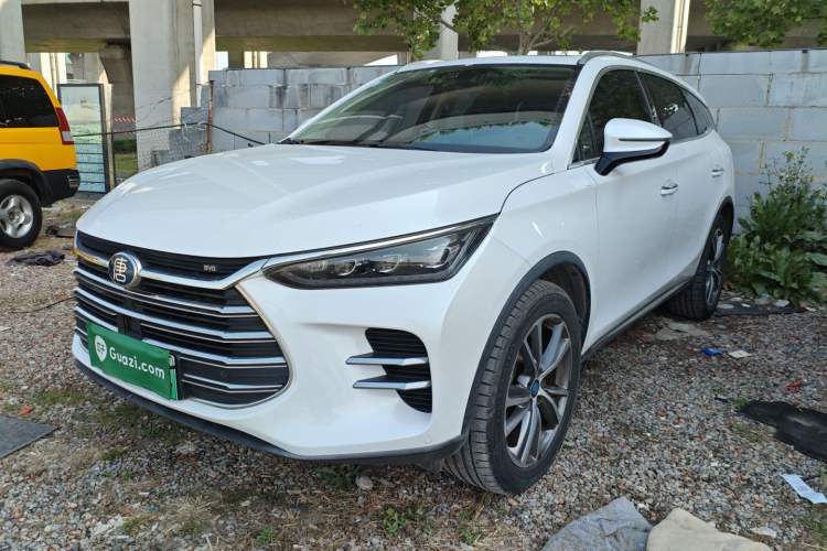 Used BYD Tang New Energy 2018 DM 2.0T All-Wheel Drive Smart Connect Advanced Model 7 Seats China V Emission Standard