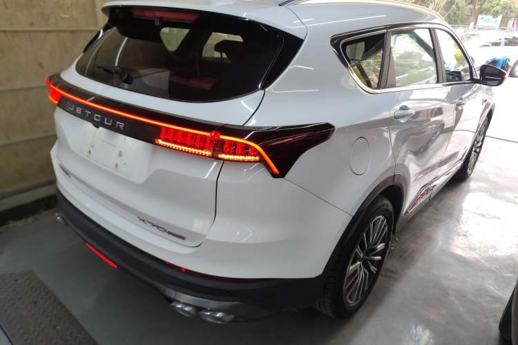 Used JETOUR X70 PLUS 2024 Champion Edition 1.5T DCT Champion MAX 7-Seater
