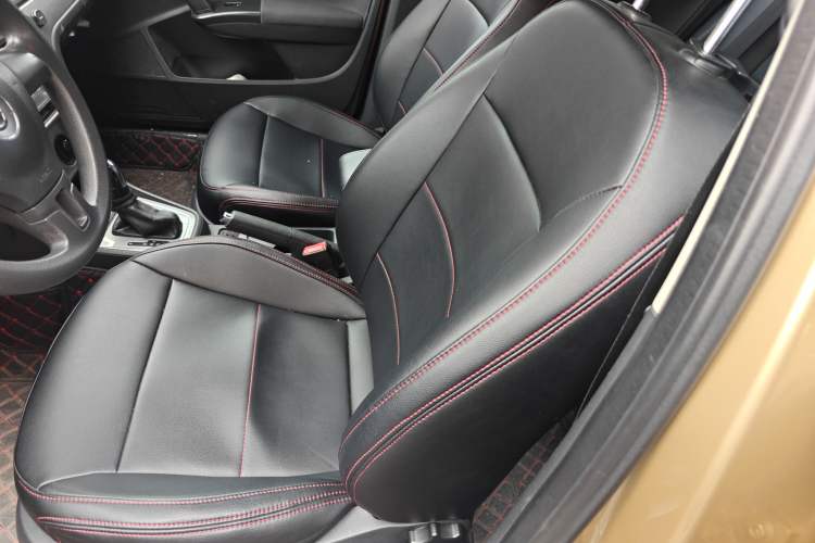 Used Volkswagen Lavida 2013 1.6L Automatic Fashion Edition Left Front Seat