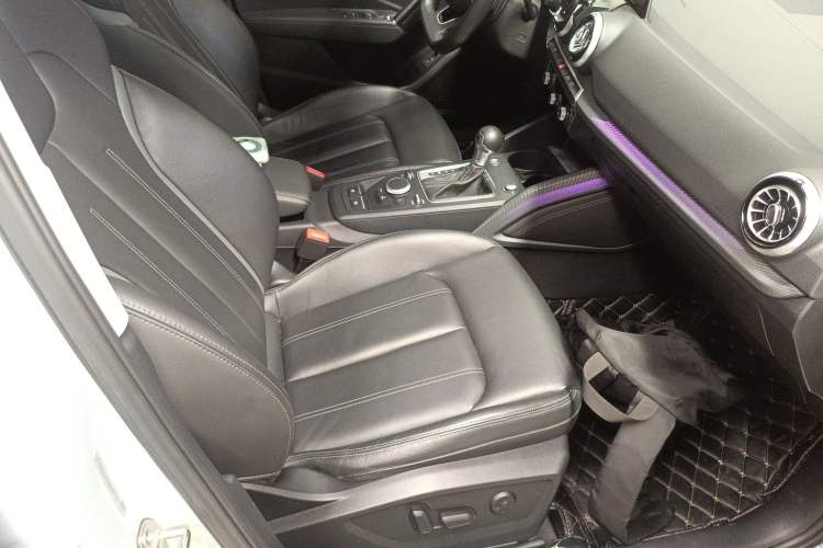 Used Audi Q2L 2022 35 TFSI Fashion Dynamic Model
