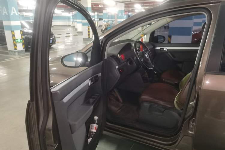 Used Volkswagen Touran 2013 1.4T Manual Fashion Edition 5 Seats