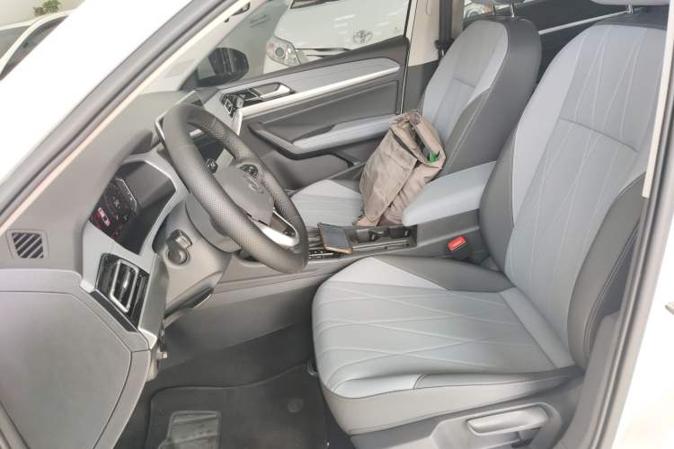 Used Volkswagen Lavida 2023 1.5L Automatic 5 Million Edition