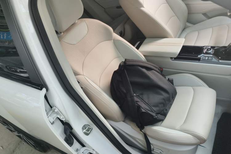 Used Geely Auto icon 2025 Linglong 1.5TD Jinxi Edition
