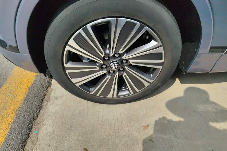 Used Buick E5 2023 Premium Long-Range Version Left Front Wheel Hub