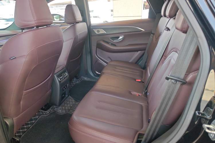 Used JETOUR X90 2023 Zilong 2.0T DCT Wushen Edition 7-Seater
