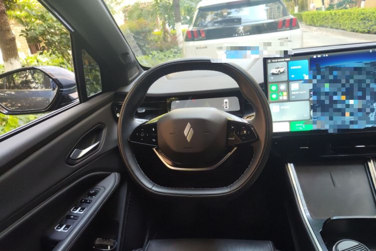 Used Livan 7 2023 605 km ZHU FENG Steering Wheel