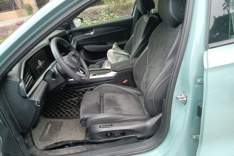 Used Volkswagen Passat 2025 Pro 380TSI Starry Dragon Luxury Edition Left Front Seat