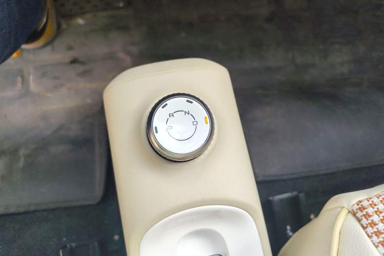 Used Wuling Hongguang MINIEV 2024 3rd Generation 215km Advanced Version