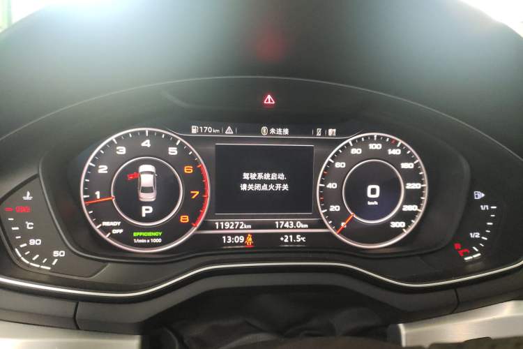 Used Audi A4L 2018 30th Anniversary Edition 40 TFSI Fashion Model
