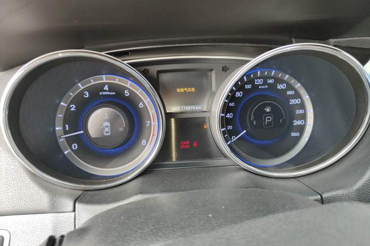 Used Hyundai Sonata 2015 Classic 2.4L Automatic Leading Edition China V Standard Instrument Cluster