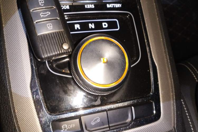 Used Roewe RX5 New Energy 2017 ERX5 EV400 Electric Internet Luxury Edition
