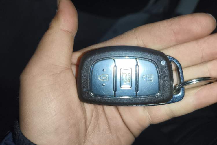 Used Hyundai Tucson 2015 1.6T Dual-Clutch Two-Wheel-Drive Smart Model Vehicle Key