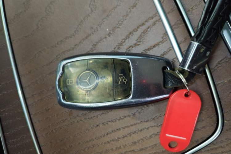 Used Mercedes-Benz E-Class 2021 Facelift E 300 L Stylish Edition Interior 1